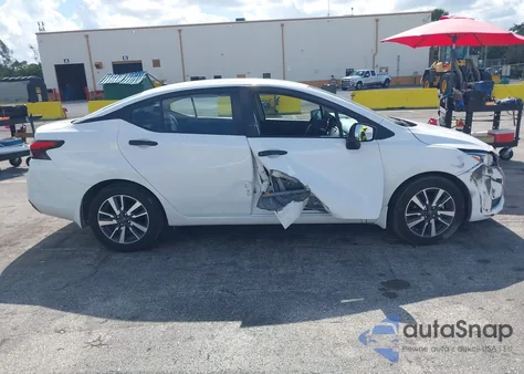 2024 Nissan Versa 1.6 S из США, поврежденный, VIN 3N1CN8DV5RL930322